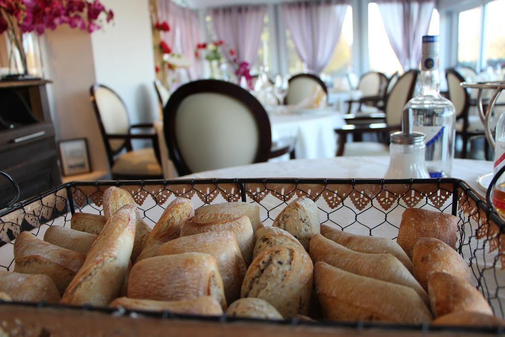 Hotel L'Esturgeon Poissy Zewnętrze zdjęcie