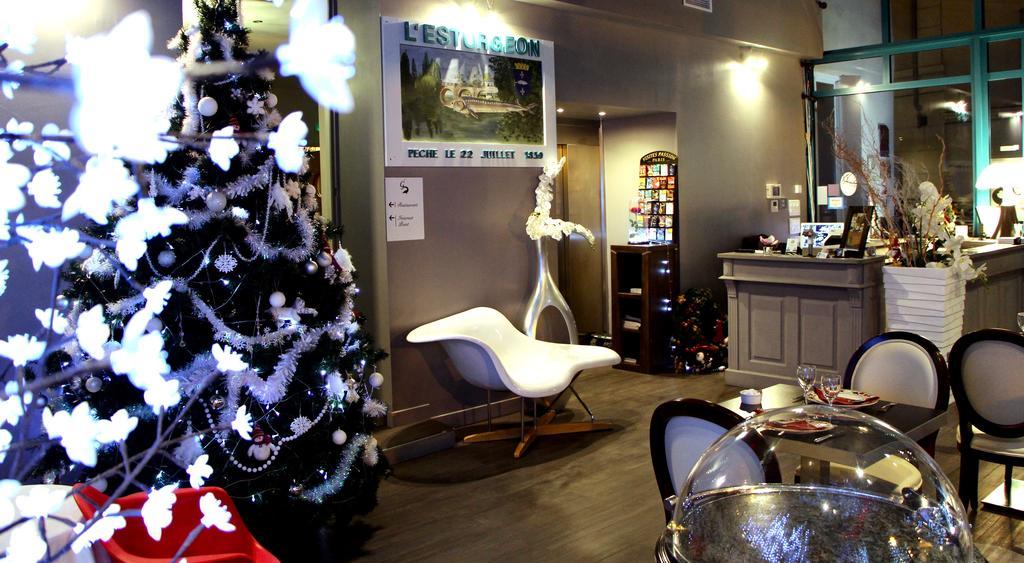 Hotel L'Esturgeon Poissy Zewnętrze zdjęcie