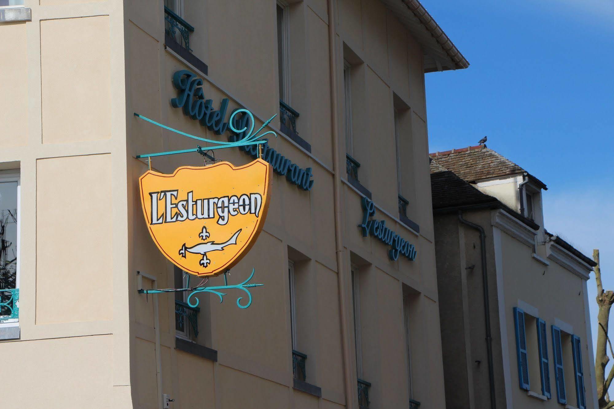 Hotel L'Esturgeon Poissy Zewnętrze zdjęcie